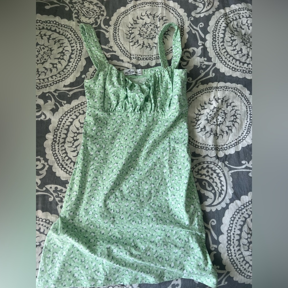 hollister floral mini dress